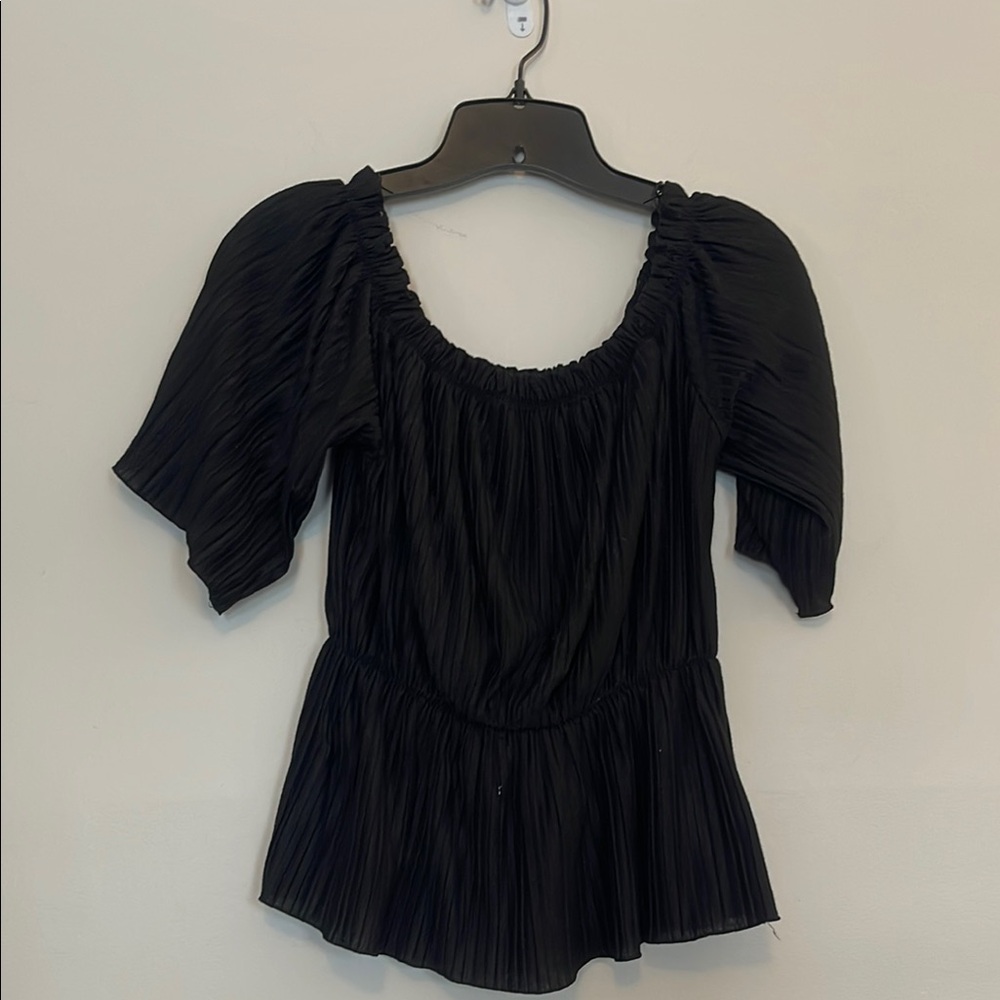 Express Black Women's Off the Shoulder Pleated Top